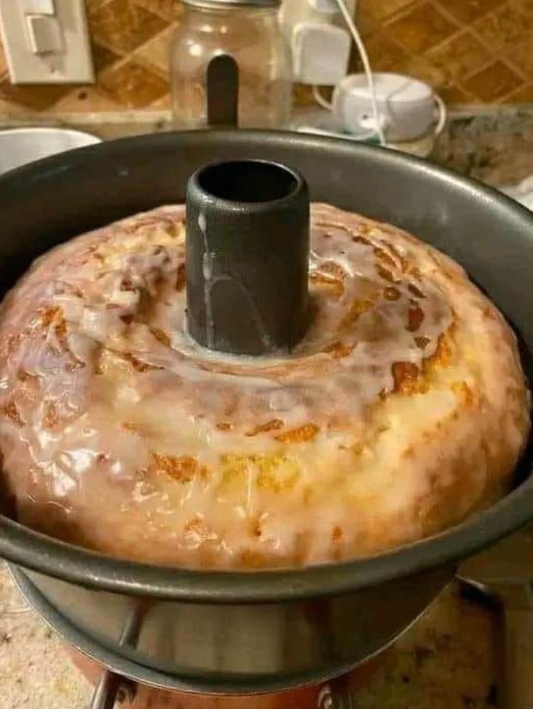 Salted Caramel kentucky Butter cake